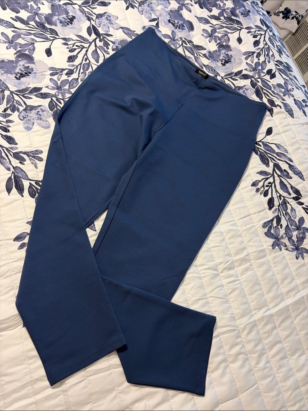 Navy Blue Pull-On Straight Leg Pants Jones and Company